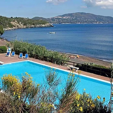 Capo Sud Ξενοδοχείο 3*